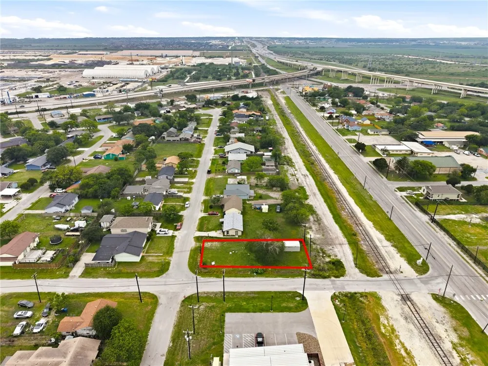 102 Marilyn Drive Gregory, TX 78359