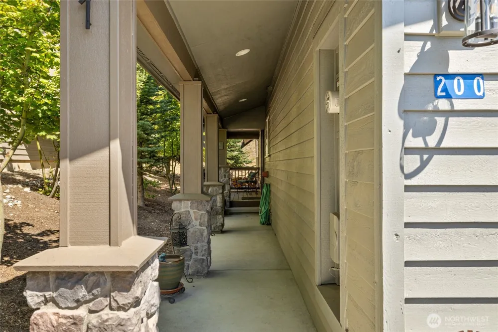 200 Clearwater Loop #1 Ronald, WA 98940