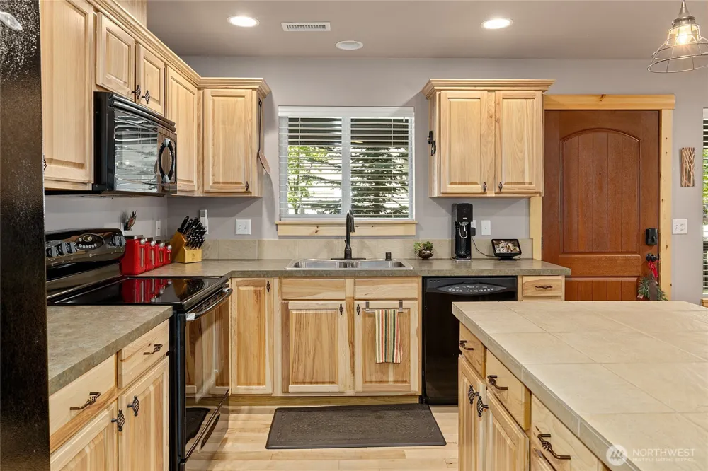 200 Clearwater Loop #1 Ronald, WA 98940