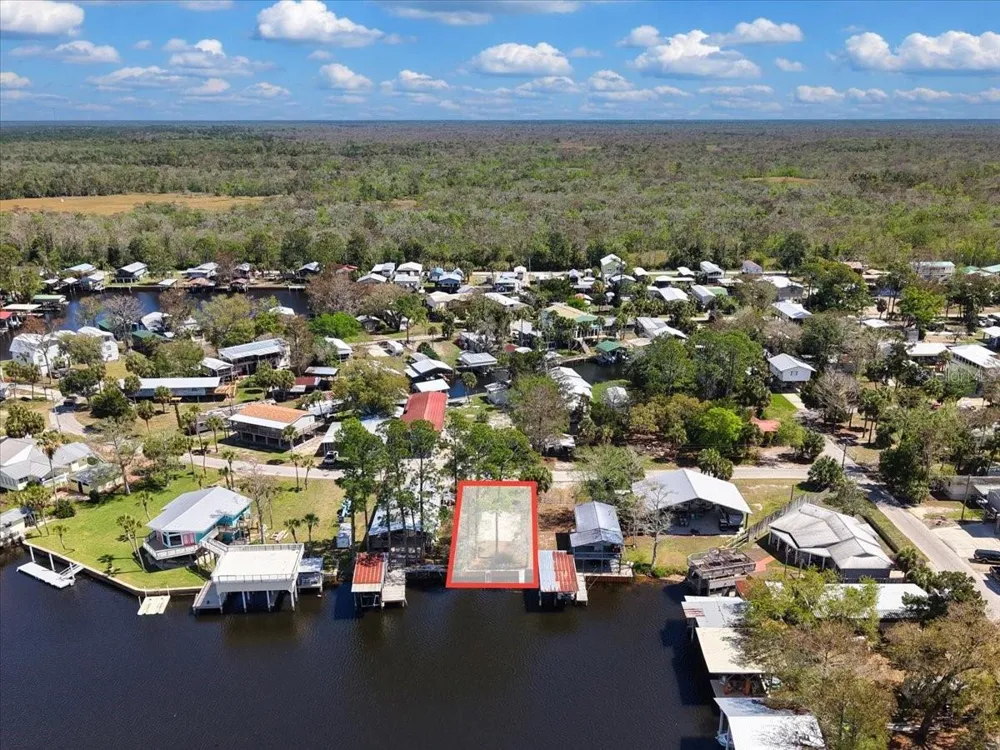 000 SE SE 241 STREET Old Town, FL 32680