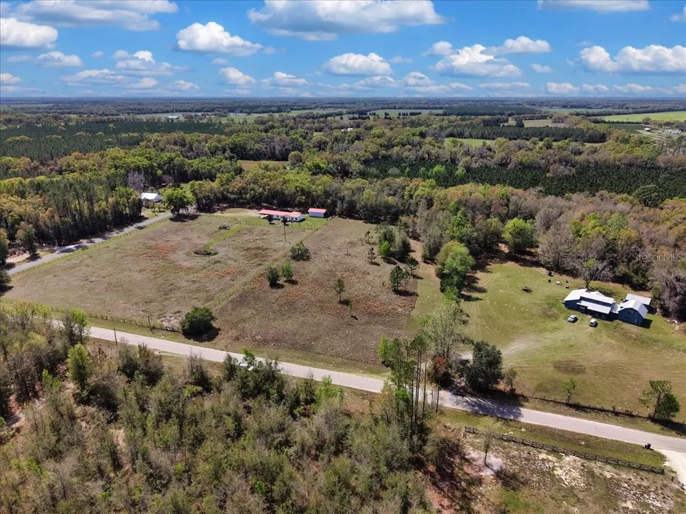 17350 NW 1ST AVENUE Trenton, FL 32693