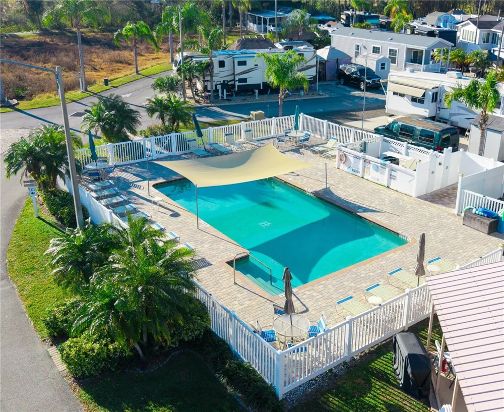 20300 LEONARD ROAD #78 Lutz, FL 33558