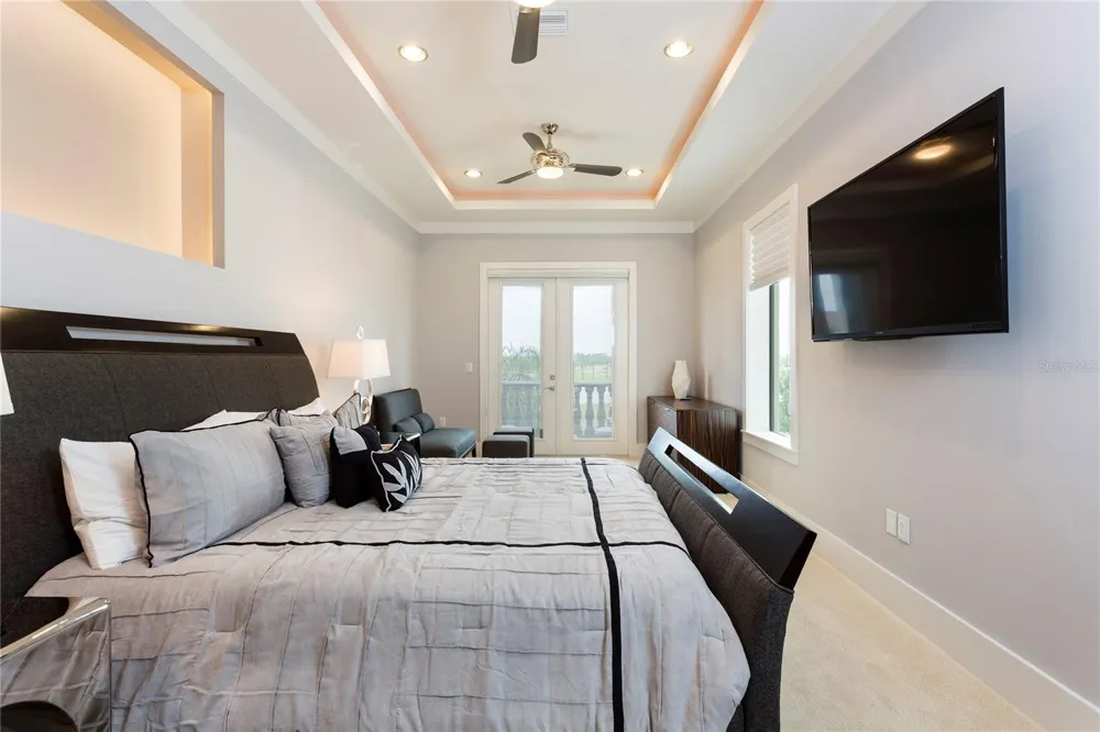905 GOLDEN BEAR DRIVE Reunion, FL 34747