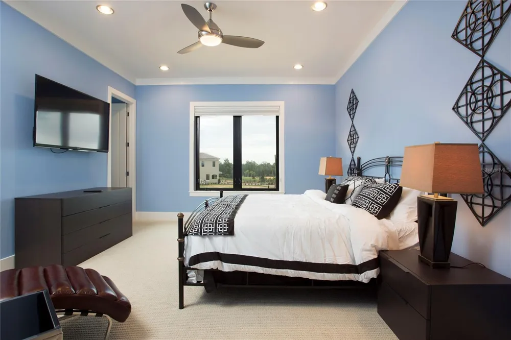 905 GOLDEN BEAR DRIVE Reunion, FL 34747