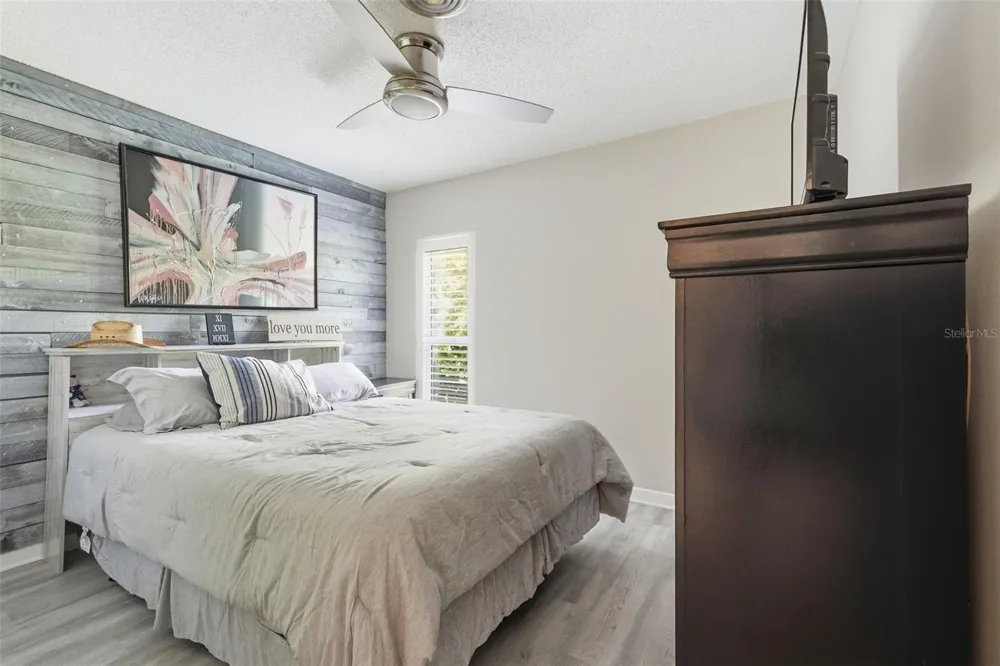 501 E BAY DRIVE #202 Largo, FL 33770