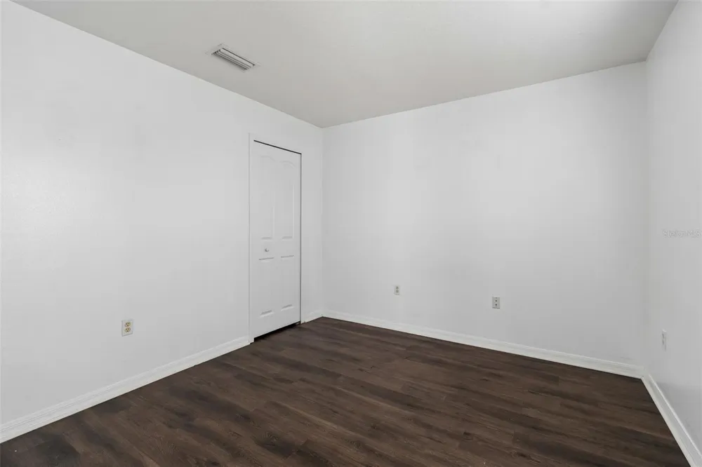 7643 WEEHAWKEN DRIVE Zephyrhills, FL 33540
