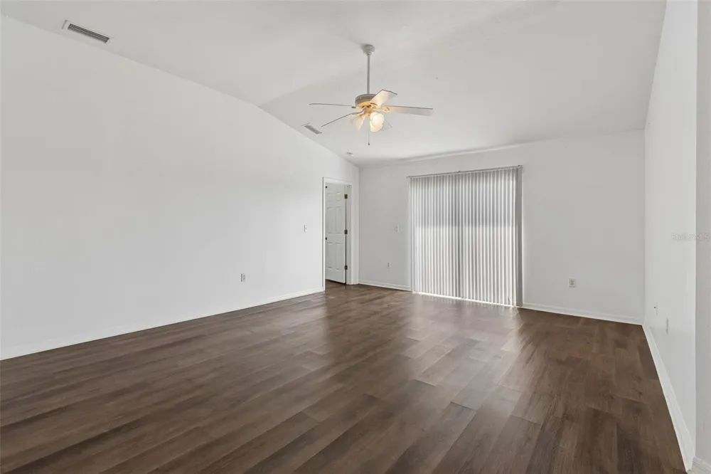 7643 WEEHAWKEN DRIVE Zephyrhills, FL 33540
