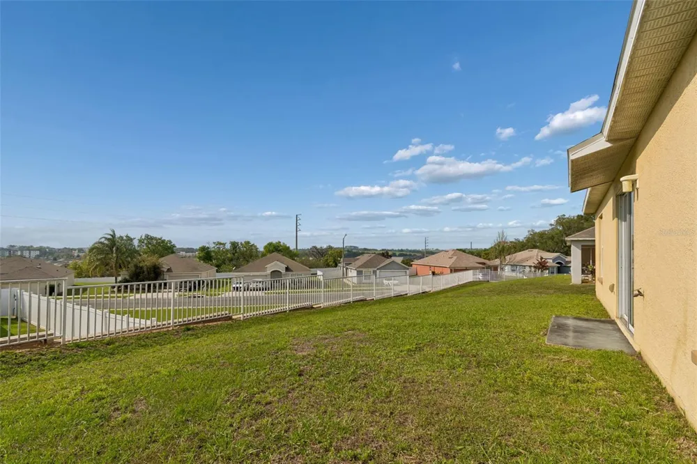 7643 WEEHAWKEN DRIVE Zephyrhills, FL 33540