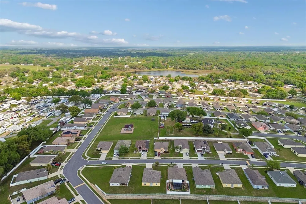 7643 WEEHAWKEN DRIVE Zephyrhills, FL 33540