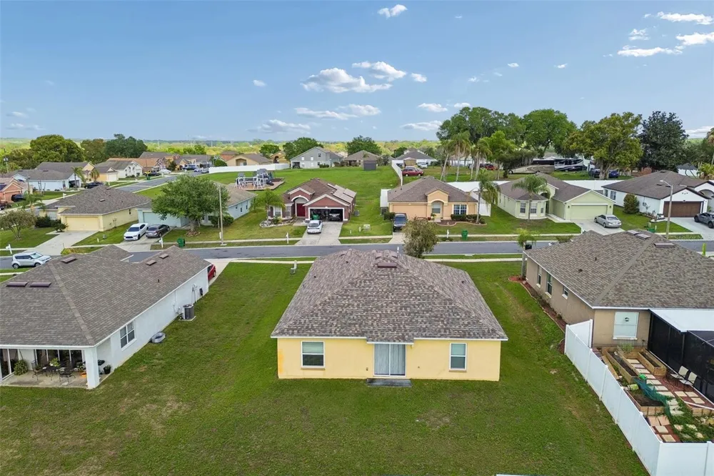 7643 WEEHAWKEN DRIVE Zephyrhills, FL 33540