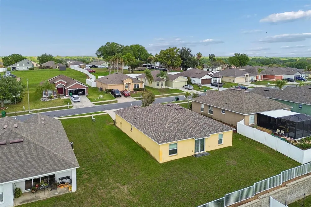7643 WEEHAWKEN DRIVE Zephyrhills, FL 33540