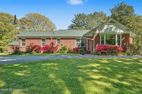 9120 Old Highway 61