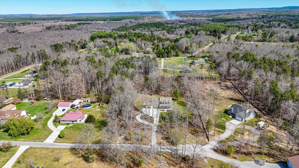 141 Suter Road Gruetli Laager, TN 37339