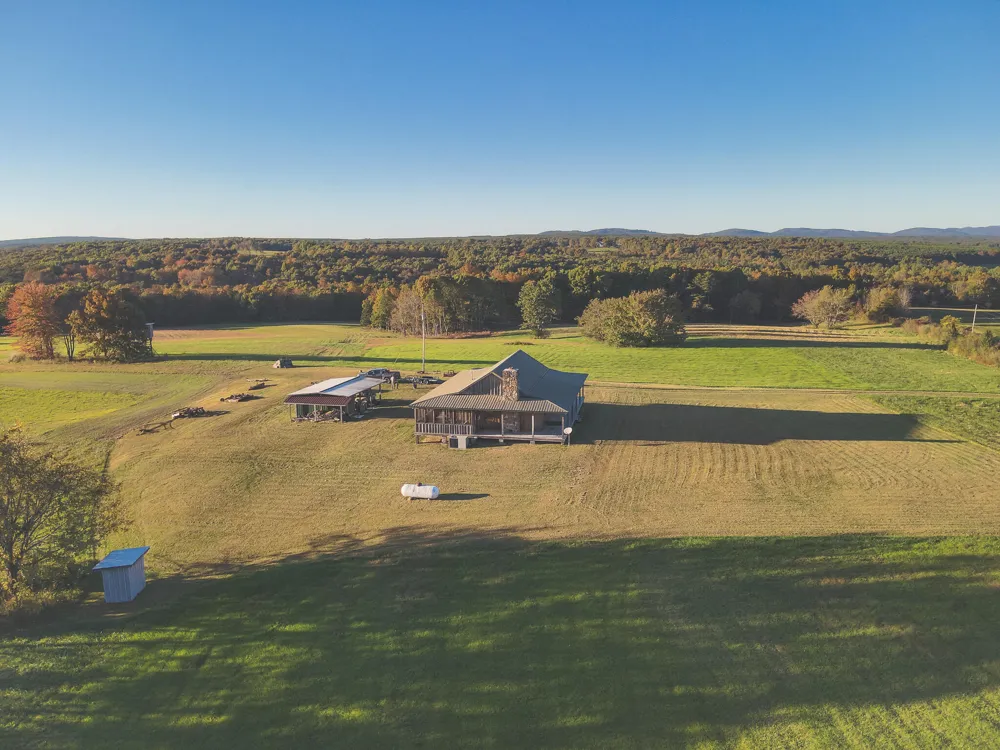 1047 Nelson Harrison Road Evensville, TN 37332