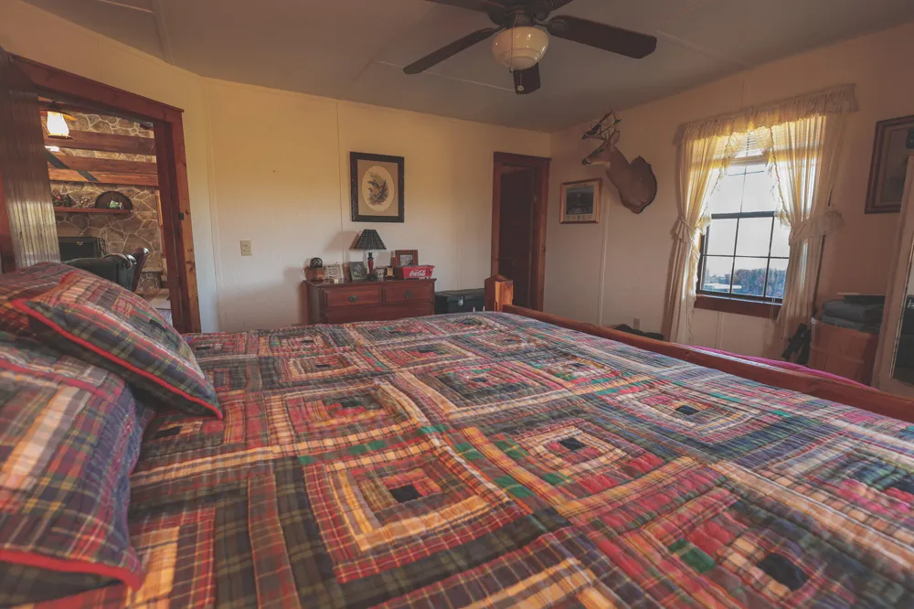 1047 Nelson Harrison Road Evensville, TN 37332