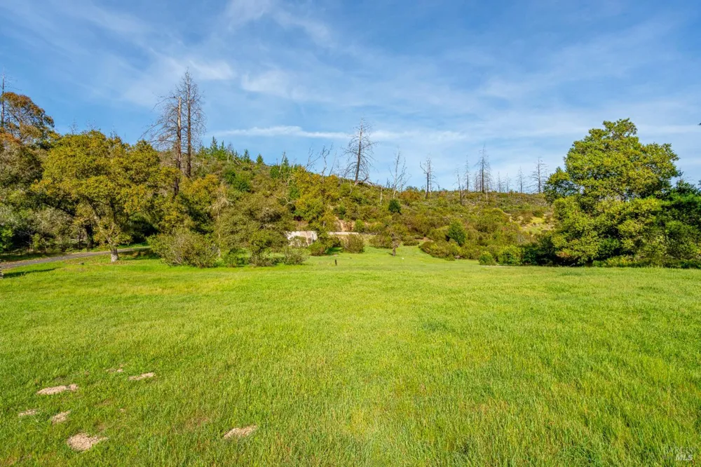 2340 Lawndale Road Kenwood, CA 95452