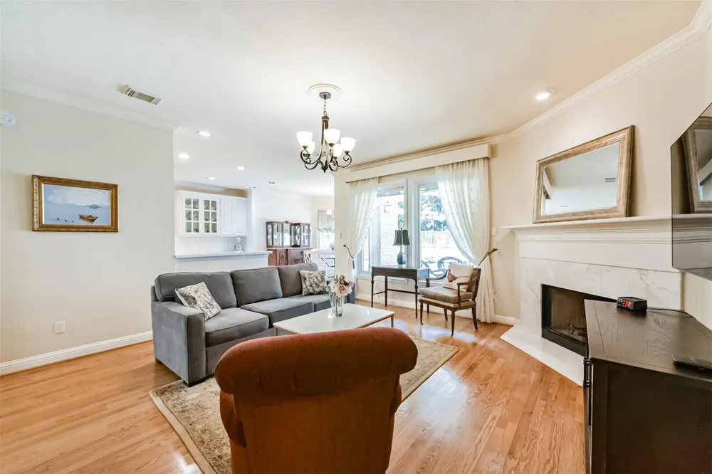 5346 Navarro Street Houston, TX 77056