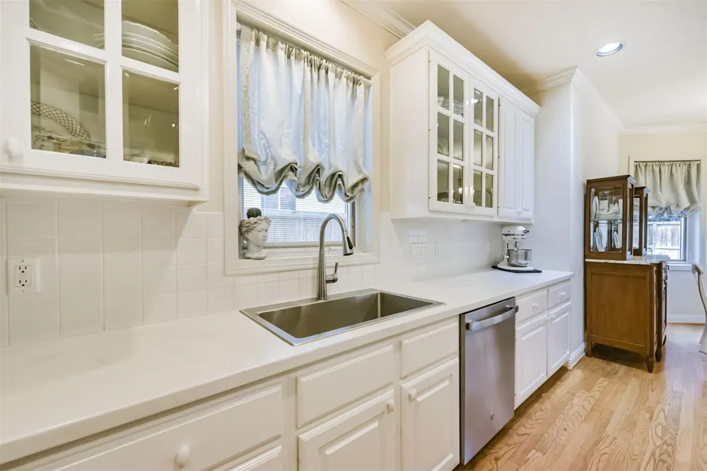 5346 Navarro Street Houston, TX 77056