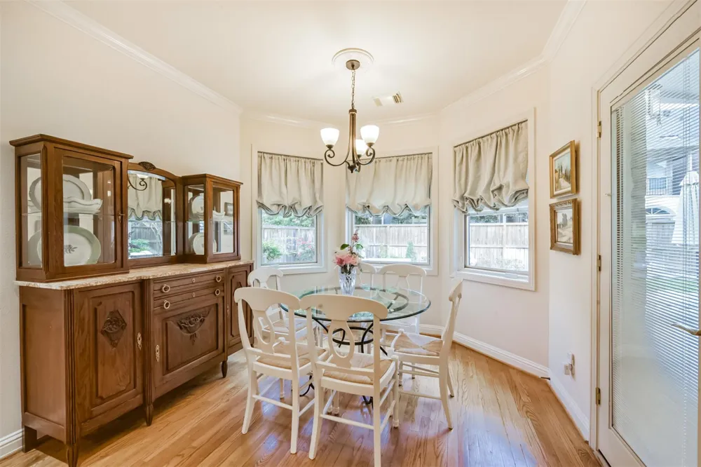 5346 Navarro Street Houston, TX 77056