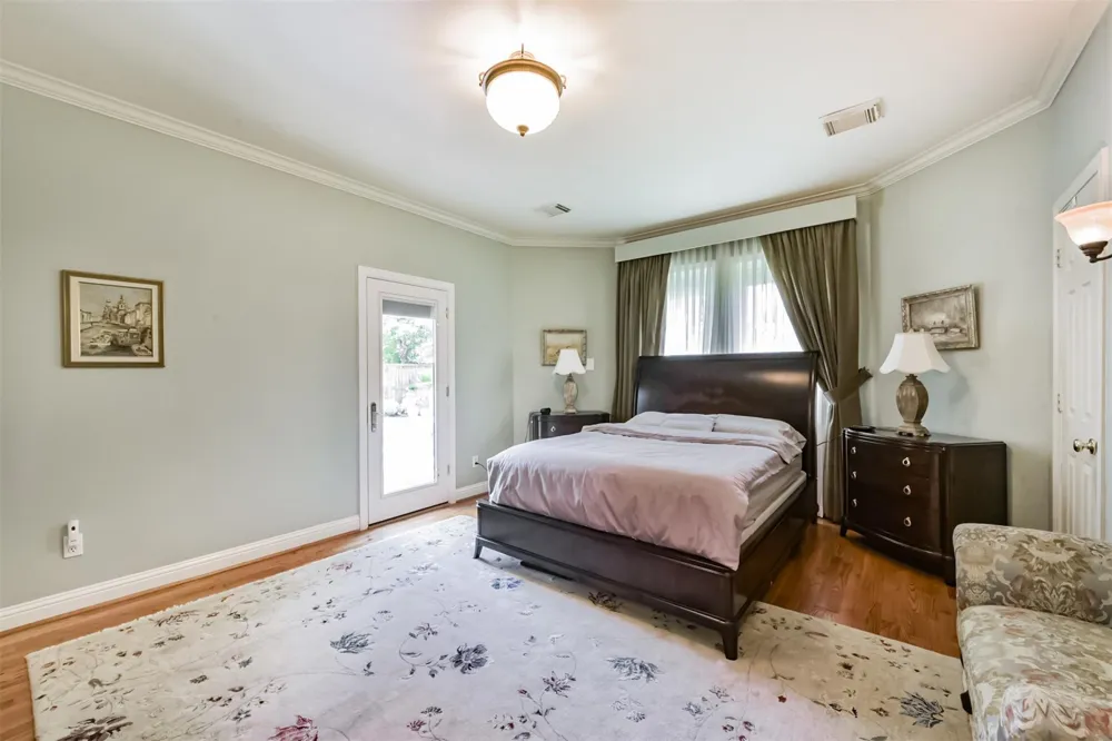 5346 Navarro Street Houston, TX 77056