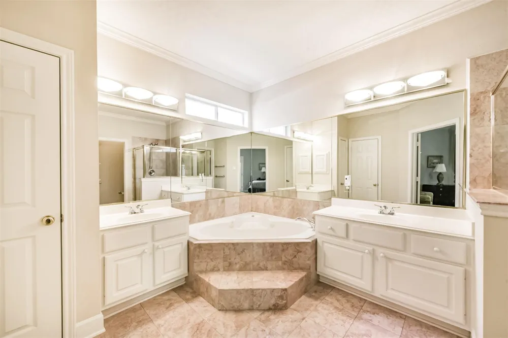 5346 Navarro Street Houston, TX 77056