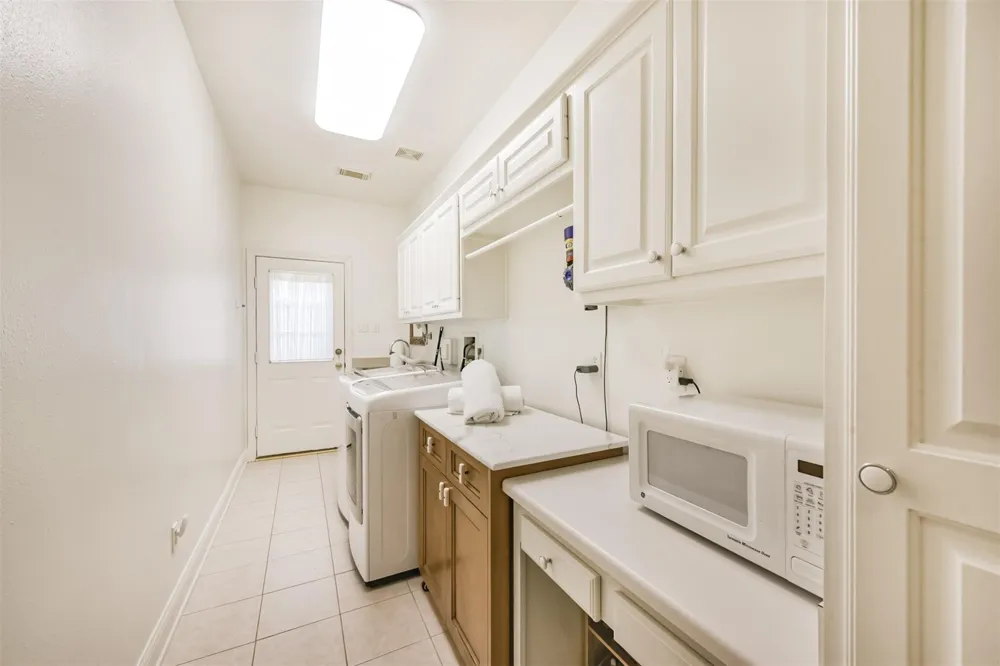 5346 Navarro Street Houston, TX 77056