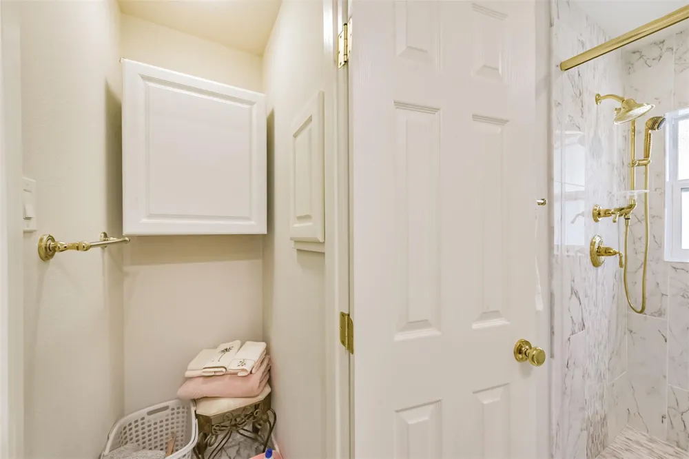 5346 Navarro Street Houston, TX 77056