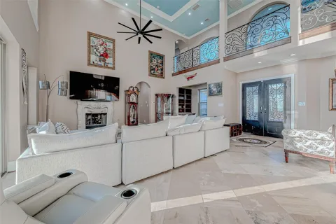 2011 Crescent Drive