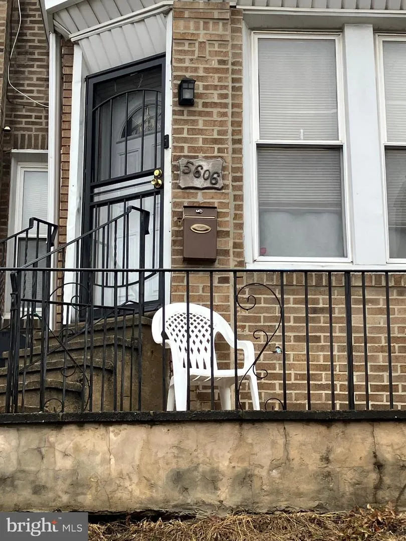 5606 10TH STREET Philadelphia, PA 19141
