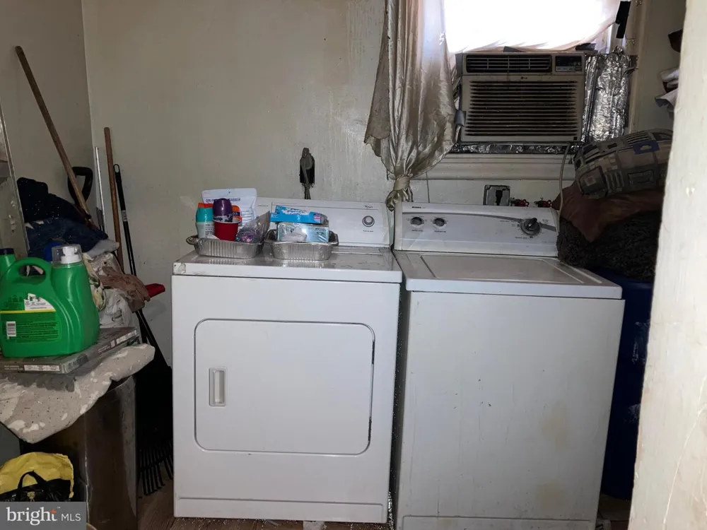 5606 10TH STREET Philadelphia, PA 19141