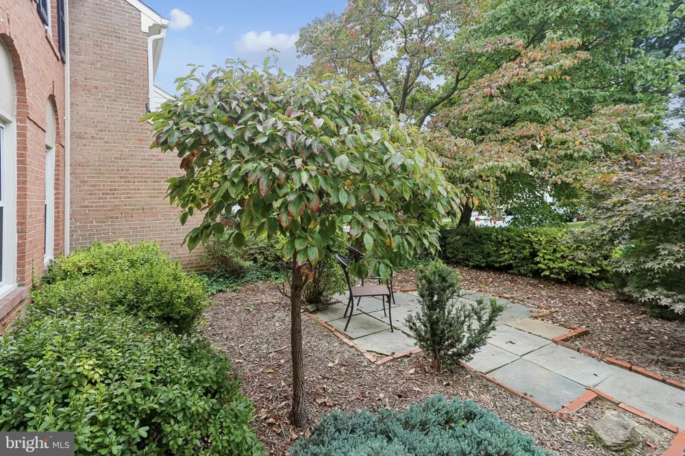 10233 GAINSBOROUGH Potomac, MD 20854