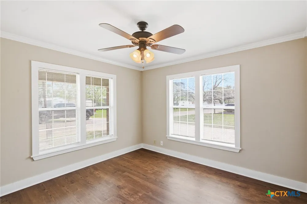 1406 Clinton Street Cuero, TX 77954