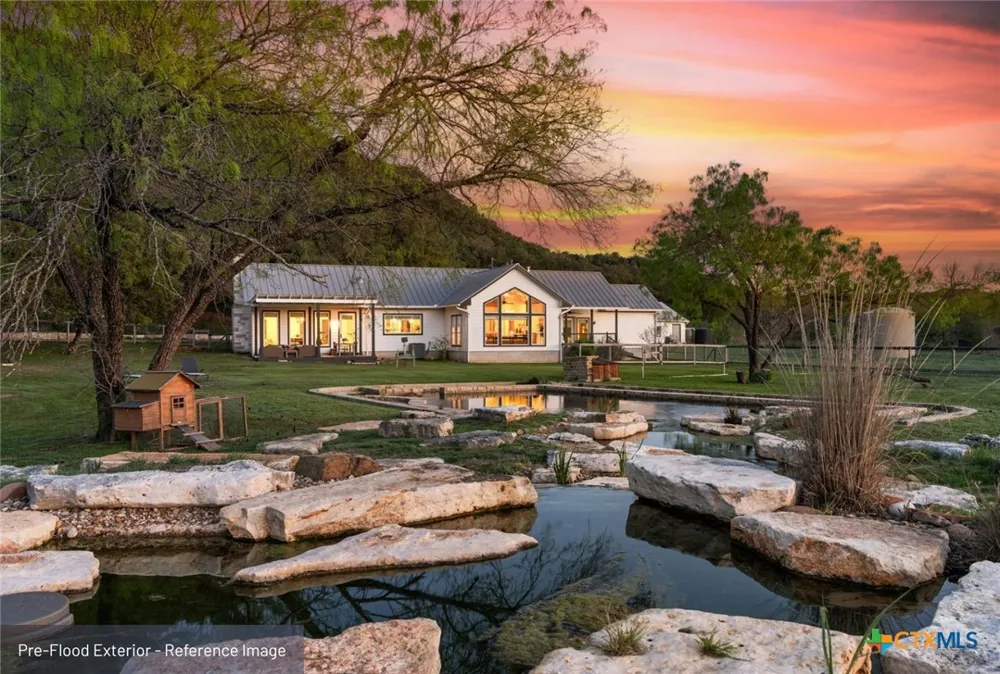 18405 Angel Valley Drive Leander, TX 78641