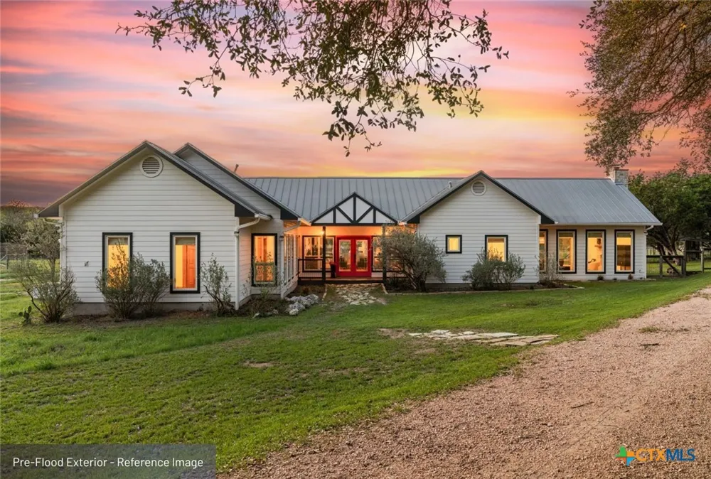 18405 Angel Valley Drive Leander, TX 78641