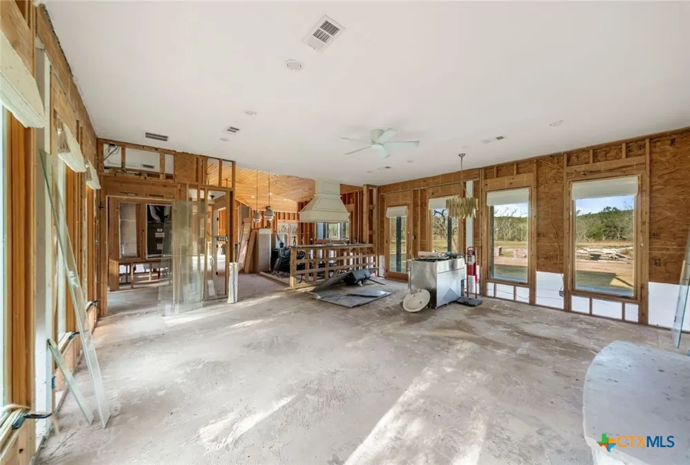 18405 Angel Valley Drive Leander, TX 78641