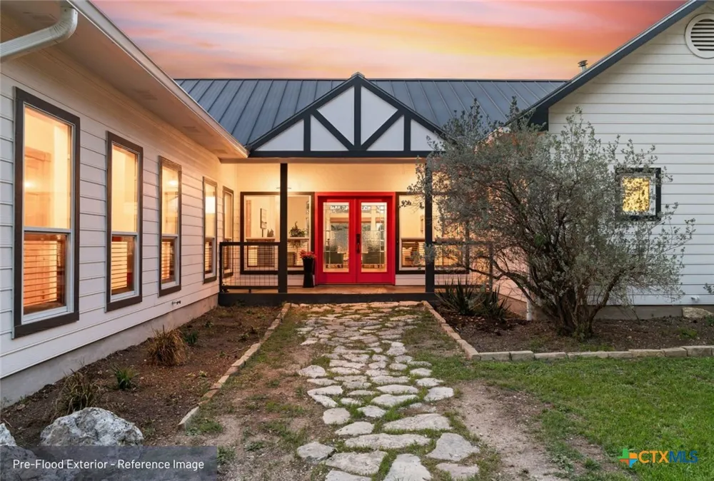 18405 Angel Valley Drive Leander, TX 78641