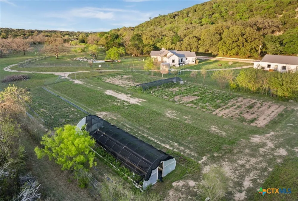 18405 Angel Valley Drive Leander, TX 78641