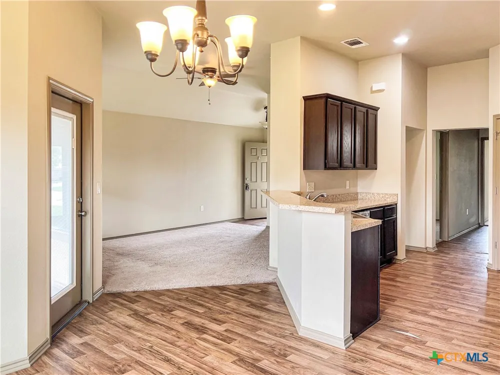 1311 Fern Court Gonzales, TX 78629