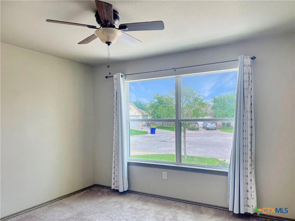 1311 Fern Court Gonzales, TX 78629