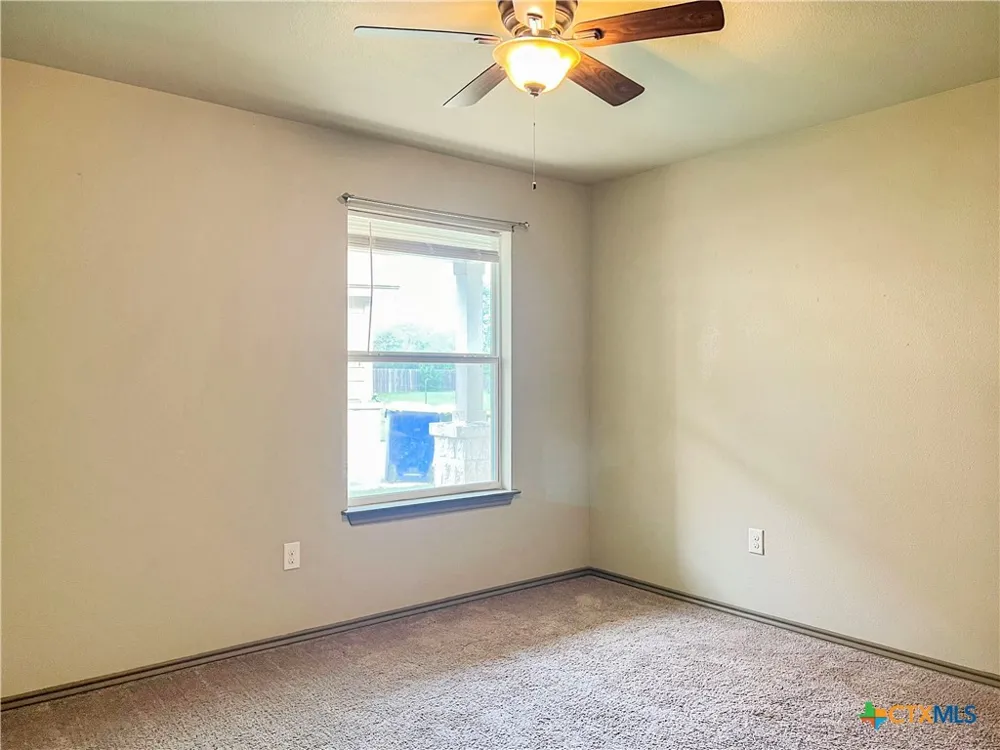 1311 Fern Court Gonzales, TX 78629