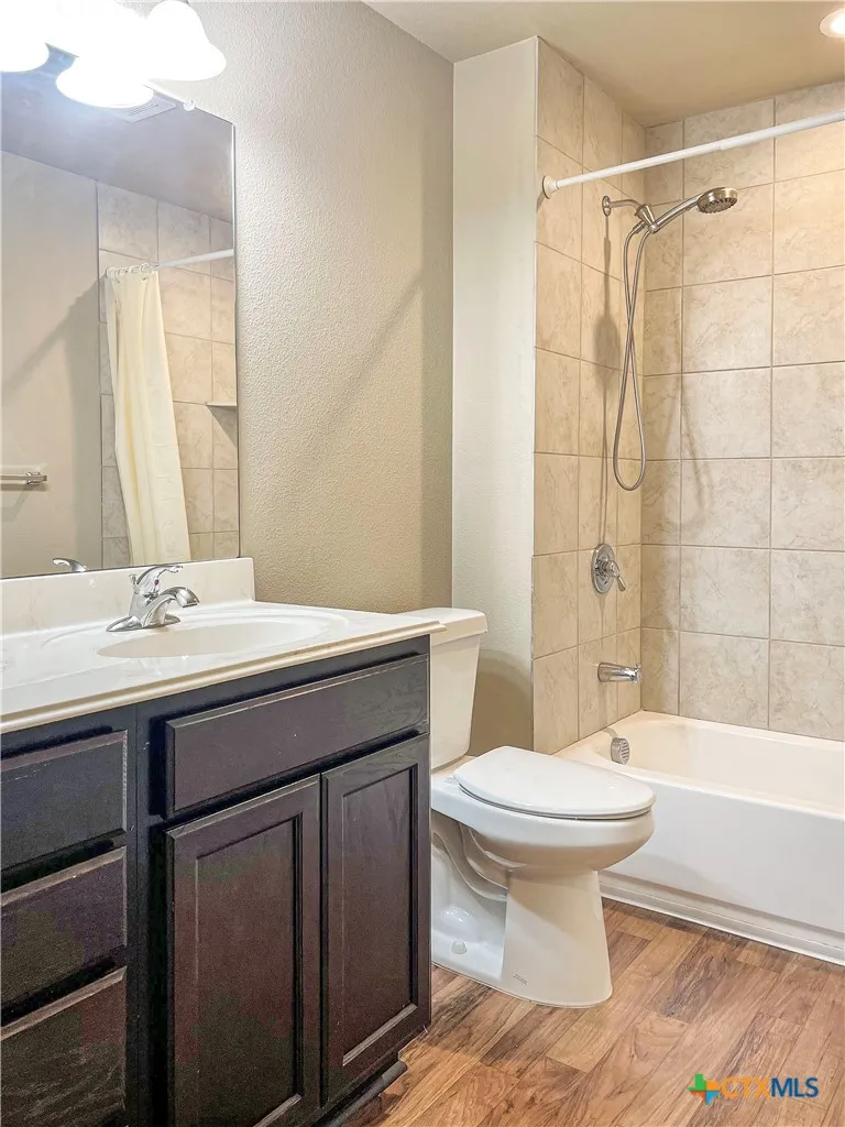1311 Fern Court Gonzales, TX 78629