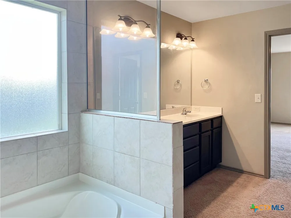 1311 Fern Court Gonzales, TX 78629