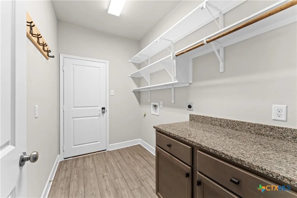5725 Redfish Court Belton, TX 76513