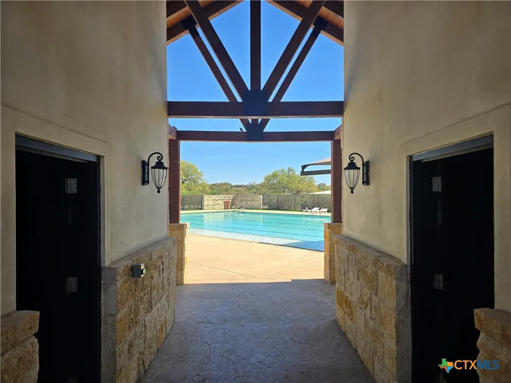 216 George Dolson Blanco, TX 78606