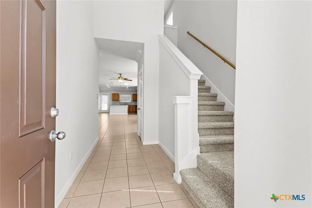 4837 Park Glen Marion, TX 78124