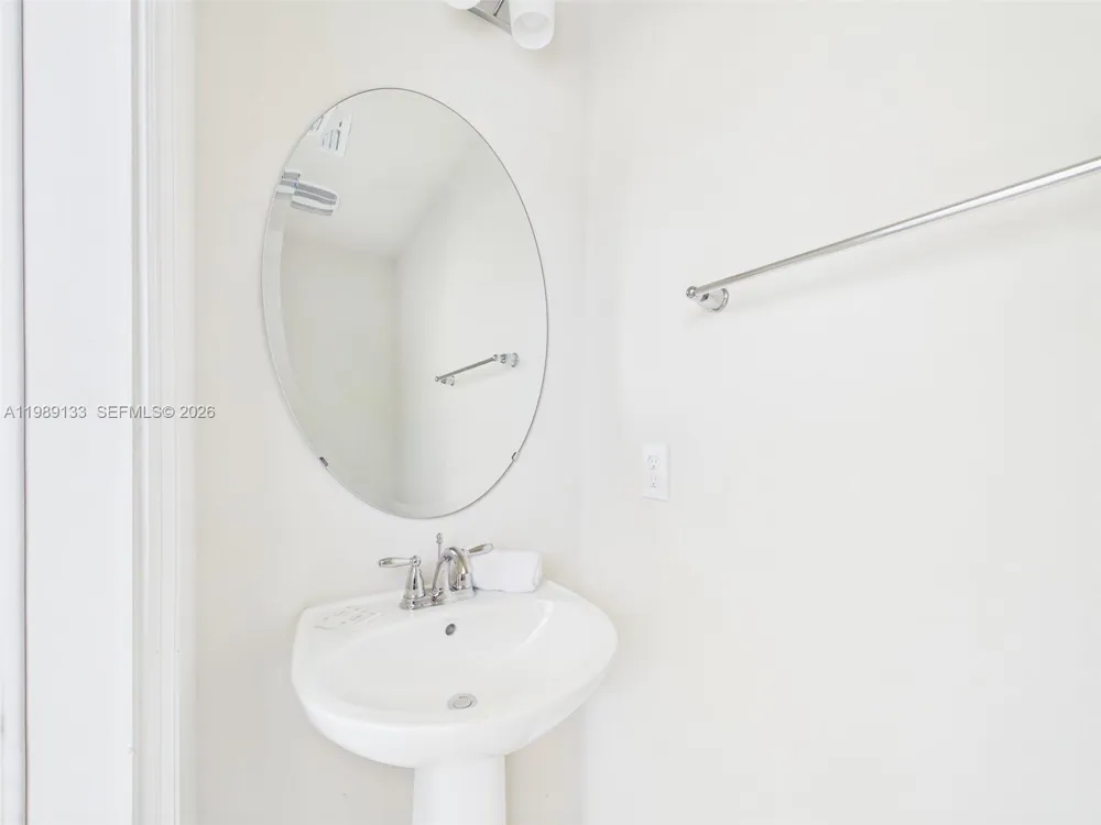 3806 LANA AVENUE Davenport, FL 33897