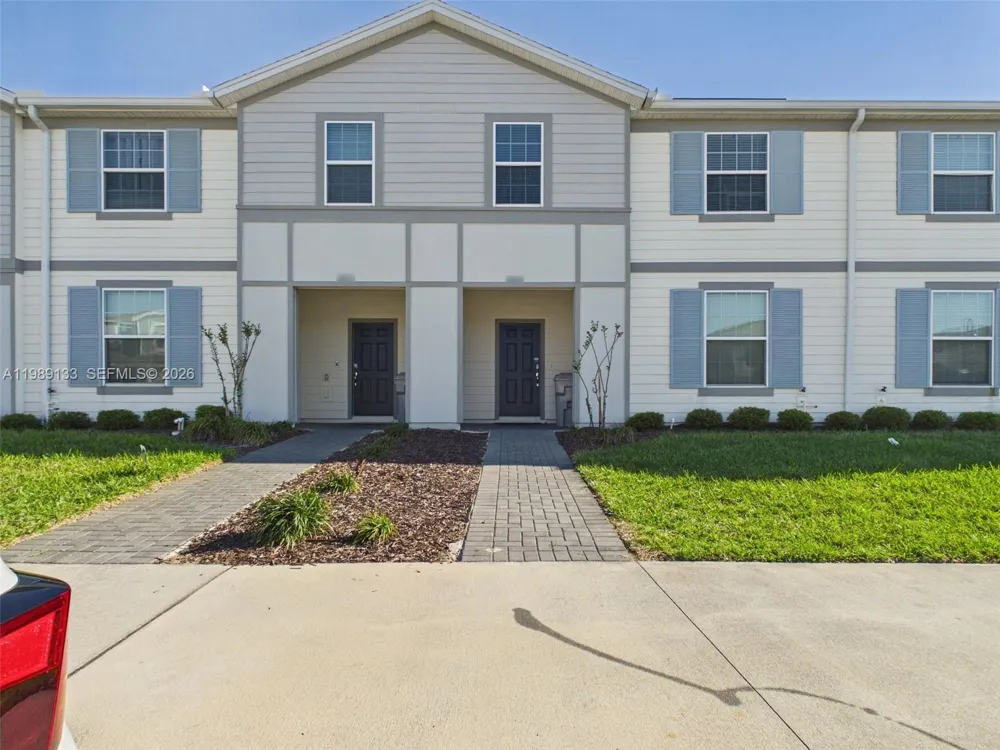 3806 LANA AVENUE Davenport, FL 33897