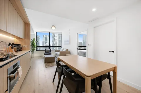 225 Miami Ave. #3107