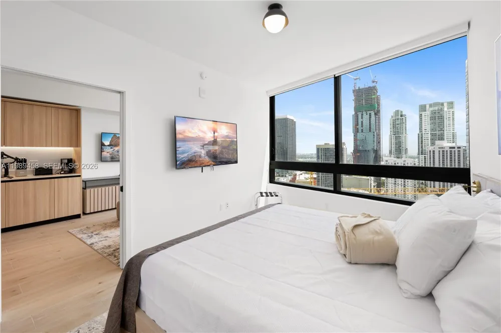 225 Miami Ave. #3107 Miami, FL 33128