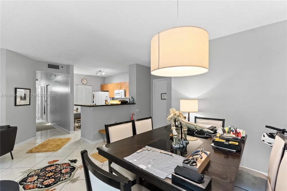19655 E Country Club Dr #6108 Aventura, FL 33180